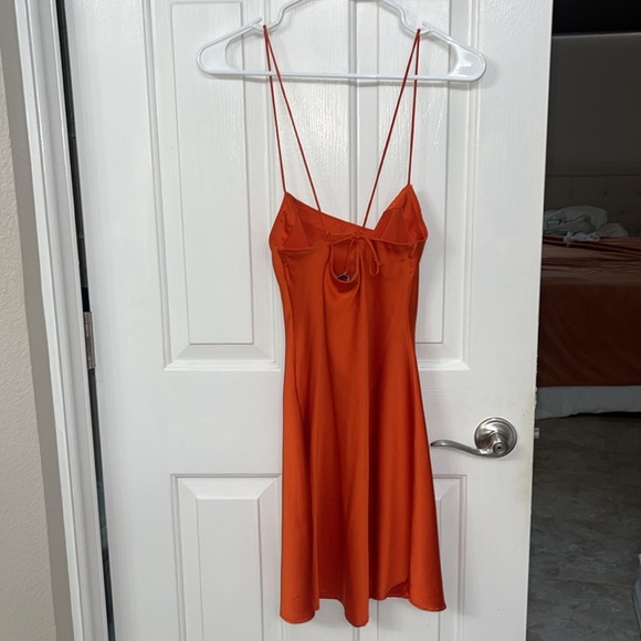 Abercrombie silk mini dress - Picture 2 of 3